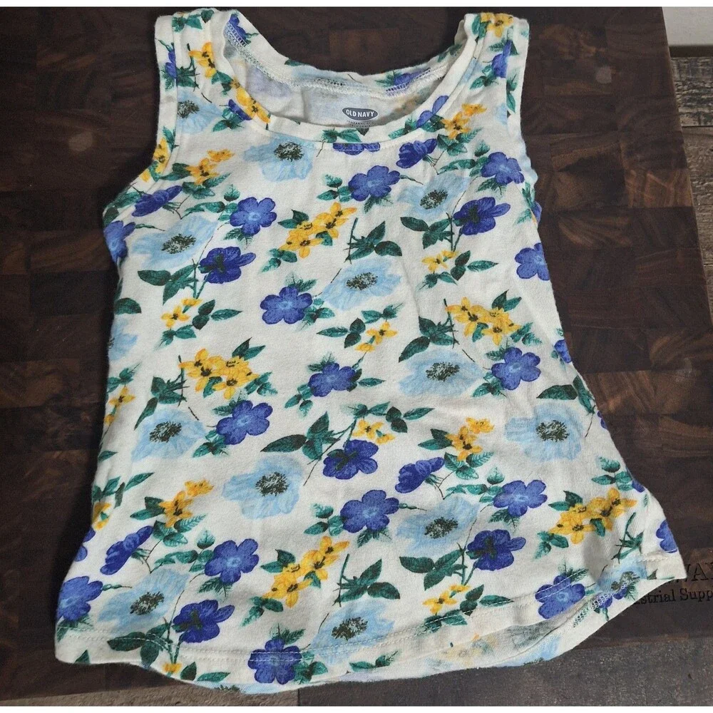 Old Navy 3t summer top‎